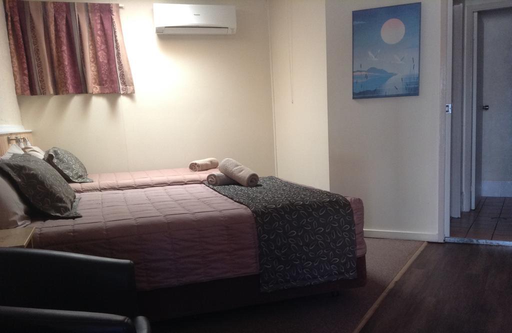 Winchester Motel Moree Room photo
